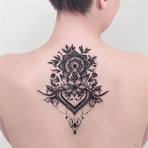 tattoo rücken frau|Die 34 besten Ideen zu Rücken tattoos frauen .